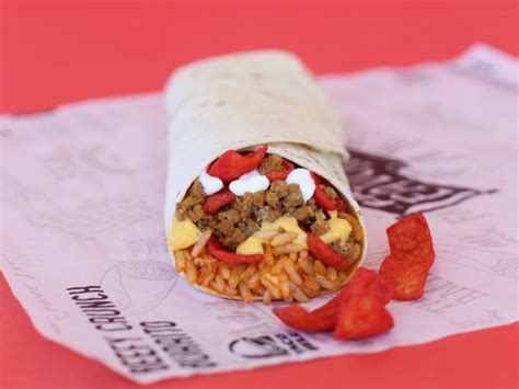 Beefy crunch burrito taco bell - The showdown between the Beefy Crunch Burrito and Cool Ranch Doritos Locos Taco was the second time Taco Bell tasked customers with choosing between the return of two fan favorites. The chain put ... 